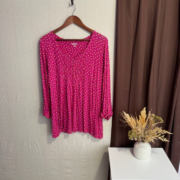 Kim Rogers Top Size 1X Pink Polka Dot V-Neck Pintuck Front 3/4 Sleeve Stretchy - Picture 1 of 11